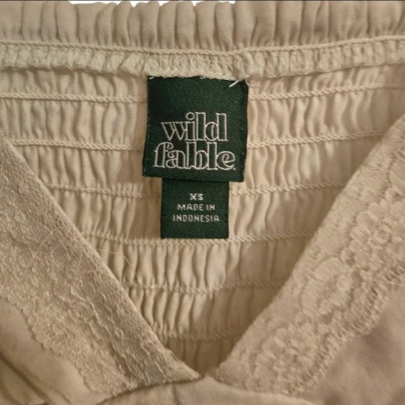 ♡ Wild Fable Cream Lace Trim Handkerchief Crop Top - XS ♡ - Picture 4 of 6